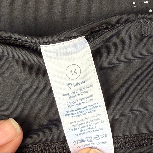 Ivivva Black and White Kids Leggings #138 - Picture 3 of 3